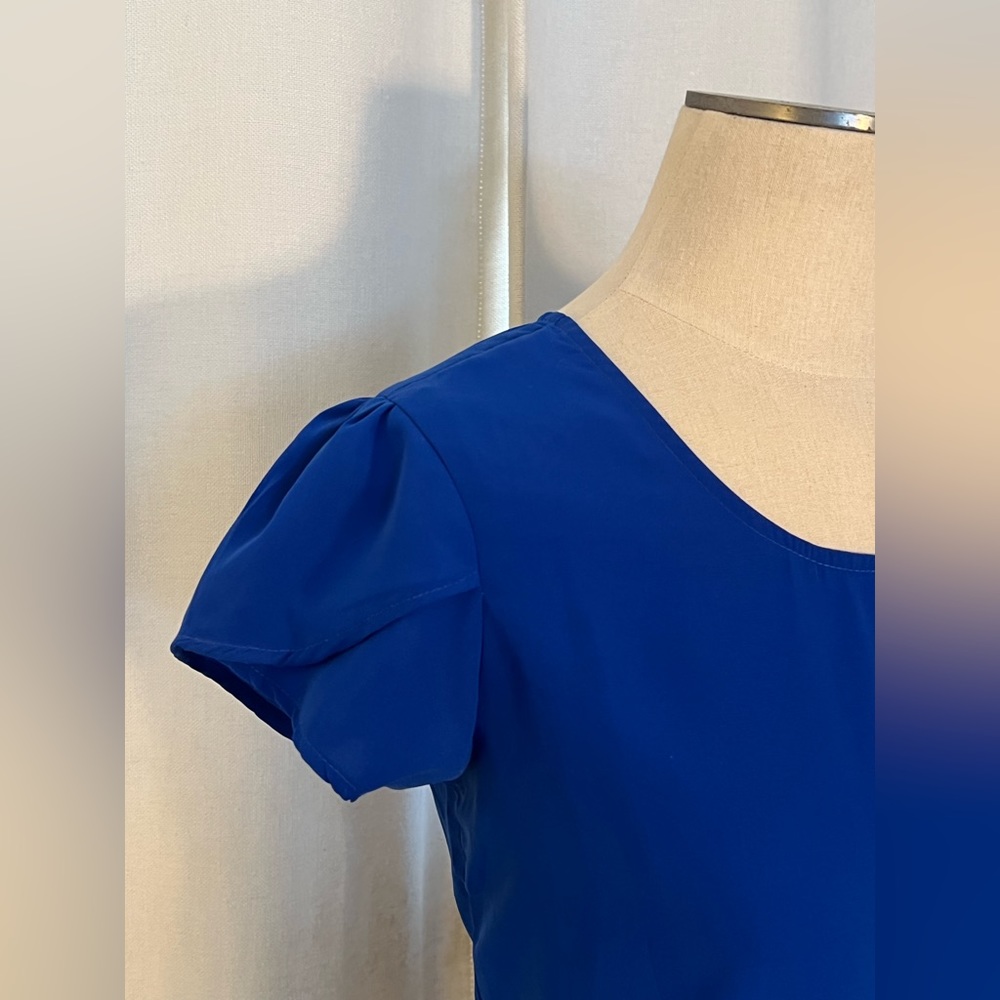 Japna blue short sleeve blouse top from Anthropologie. Sz S